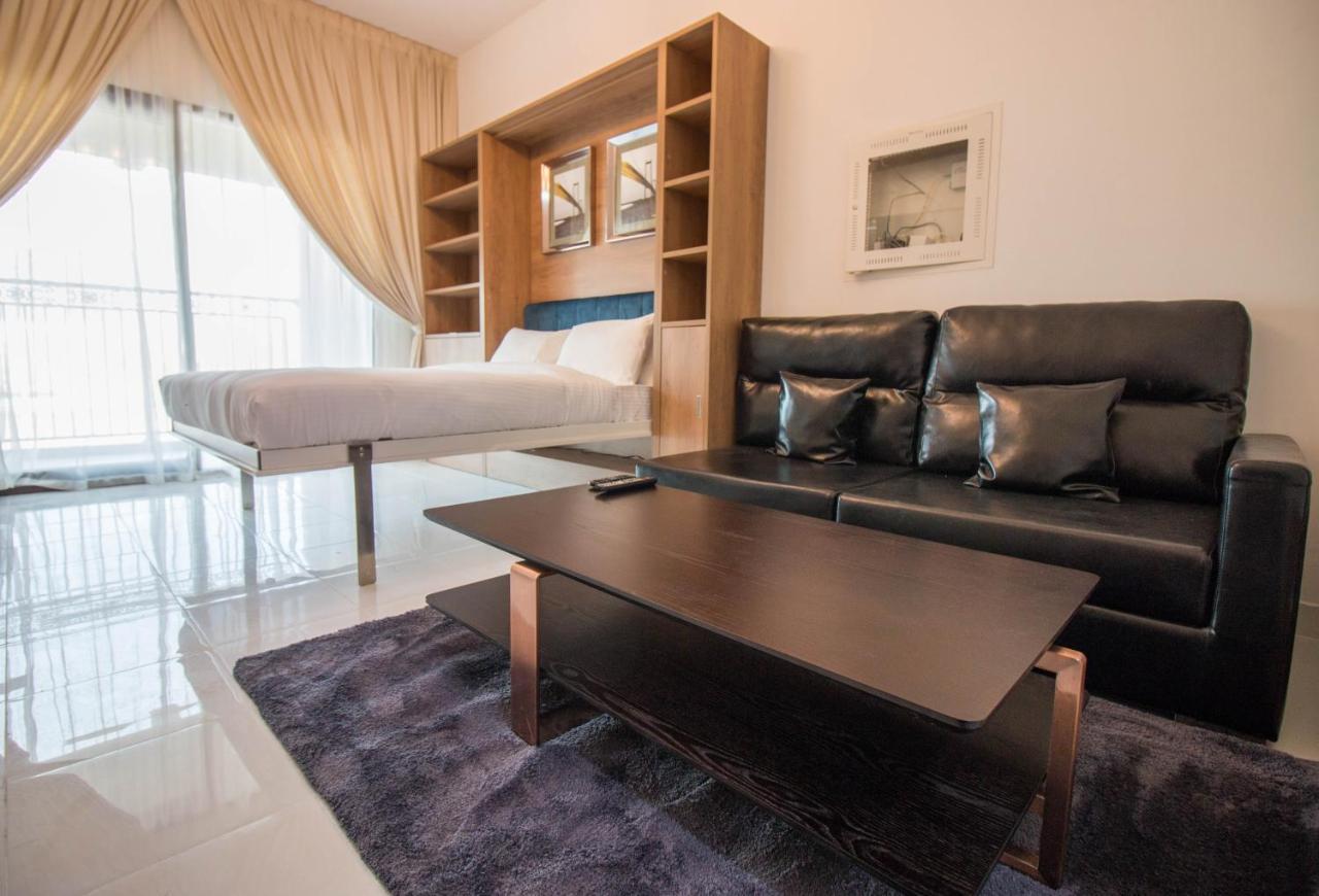 Furnished Studio, Close To All Amenties! - Resortz 11 Dubái Exterior foto